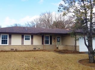 6 Jf Kennedy Blvd, Elk Grove Village, IL 60007