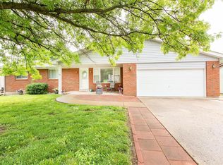 28 Starboard Dr, Crystal City, MO 63019