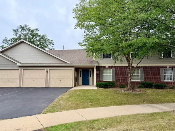 1244 N Red Oak Cir Unit 1, Round Lake Beach, IL 60073
