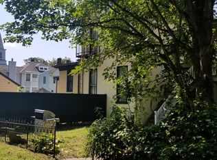 42 River Dr, Titusville, NJ 08560