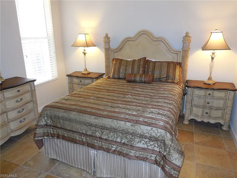 8539 Alessandria Ct — Photo 10