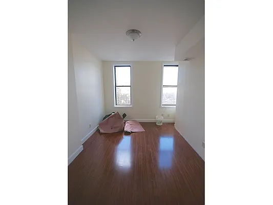 Rented by ZealEstate Group Inc | media 16
