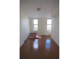 Rented by ZealEstate Group Inc