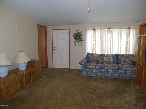 2nd image of 5670 NE 36th St