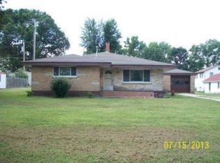826 E Dorris Ave, Mountain Grove, MO 65711