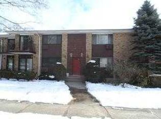 94 Kennedy Dr, Bridgeport, CT 06606