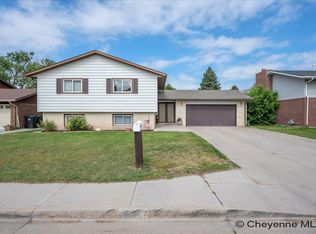 5214 Hickory Pl, Cheyenne, WY 82009