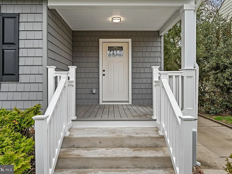19 Conwell Ave — Photo 3
