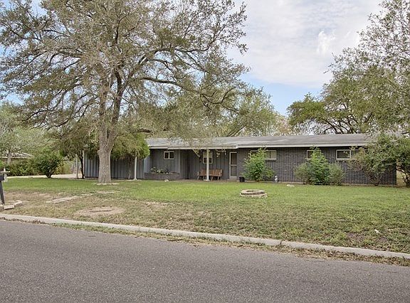 4th image of 125 Austin Blvd