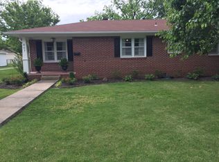 407 NW 6th St, Bentonville, AR 72712