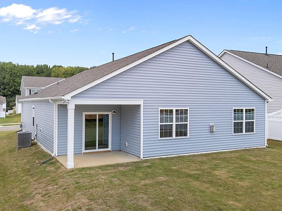 4th image of 1113 Middlecrest Drive