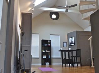 1636 W Beach Ave #3, Chicago, IL 60622