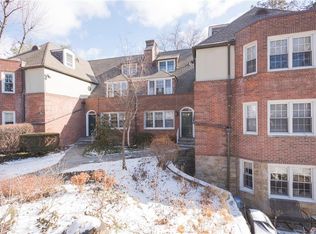 52 Underhill Rd APT 1B, Scarsdale, NY 10583