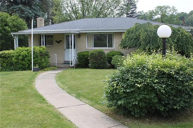 106 Dorman Dr photo 1
