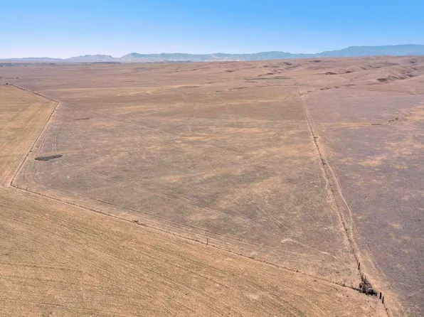 Oil City Road, Coalinga, CA 93210