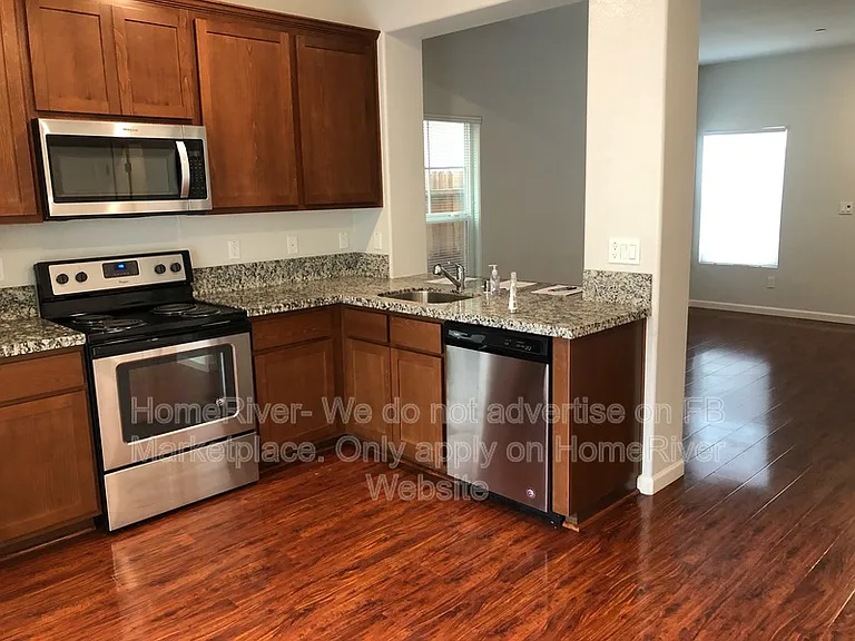 8138 Laurel Willow Ln — Photo 8