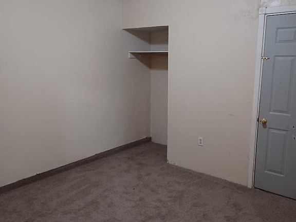 4th image of 10719 Garden Place Dr