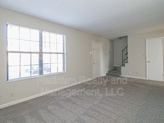 3rd image of 1601-5 Minglewood Dr