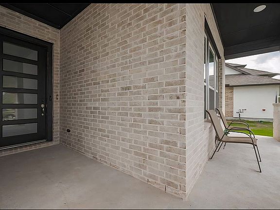 5th image of 2211 Stone Lodge Ct
