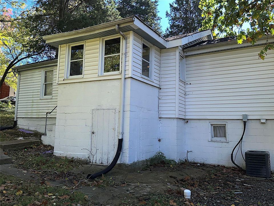 2nd image of 459 Scenic Dr