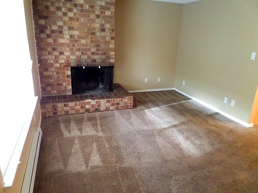 2nd image of 1101 S Woodlawn St APT 3