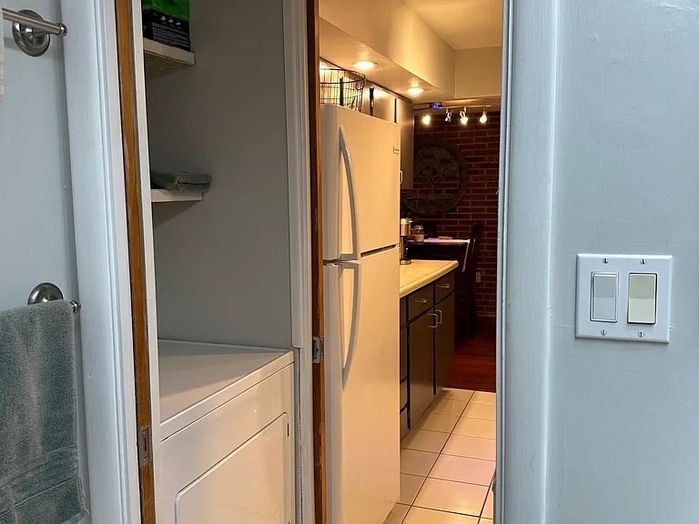 801 Stratford Dr #5 — Photo 13