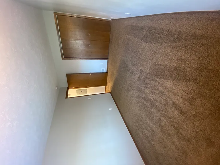 2416 E 50th St #4 — Photo 9