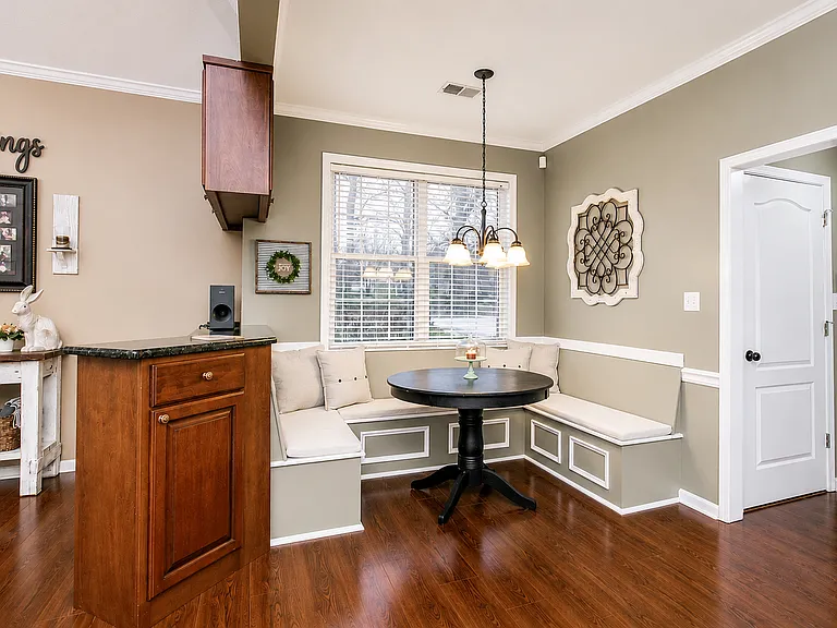 Breakfast Nook