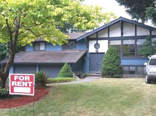 6211 152nd Ave NE, Redmond, WA 98052