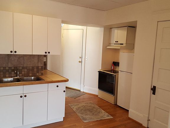 2nd image of 5329 Fleet Ave APT 2