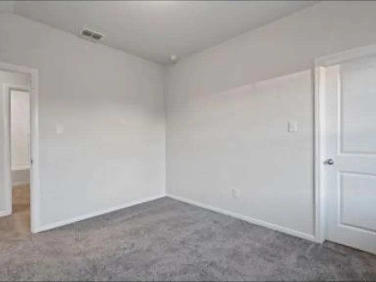 321 Youngblood Ln — Photo 14