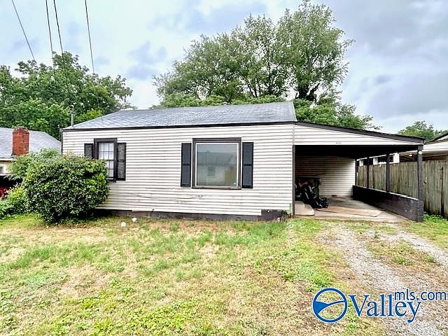 1st image of 2904 Hart Dr NW