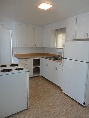 2nd image of 250 8th St NE APT 4