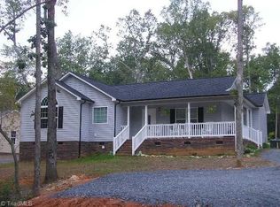 492 Skycrest Ctry Rd, Asheboro, NC 27205
