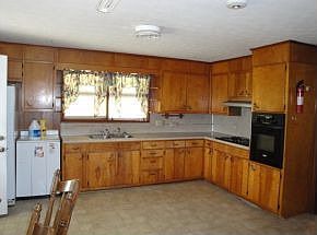 4th image of 720 Carlisle Dr
