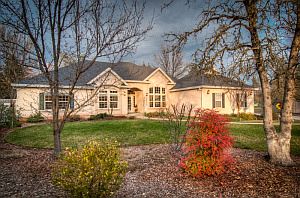 1st image of 22156 Vine Ct