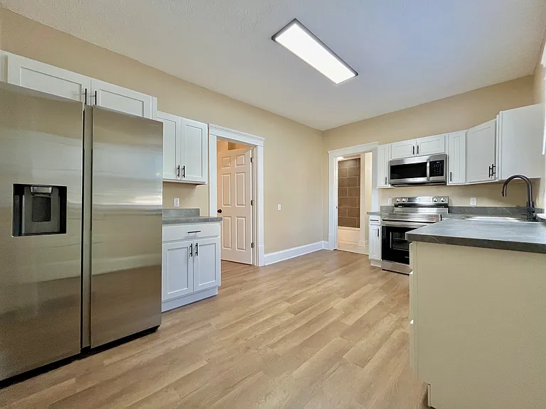 480 Spicer St #1 — Photo 8