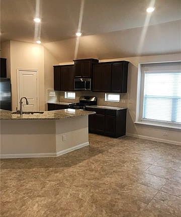 4th image of 3315 Lauren Nicole Dr
