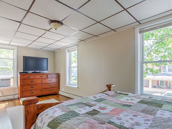 5th image of 2334 Boas St