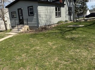 105 N Pearl St, Willow Springs, IL