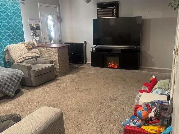 4th image of 1203 Echo Dr