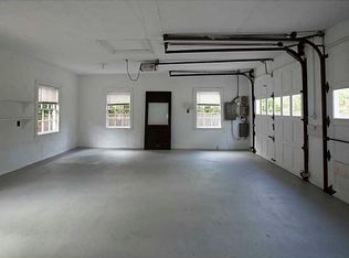 286 Westcott Rd, Scituate, RI 02857