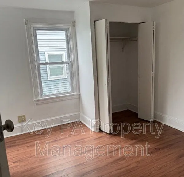 471 Hodgson St — Photo 5