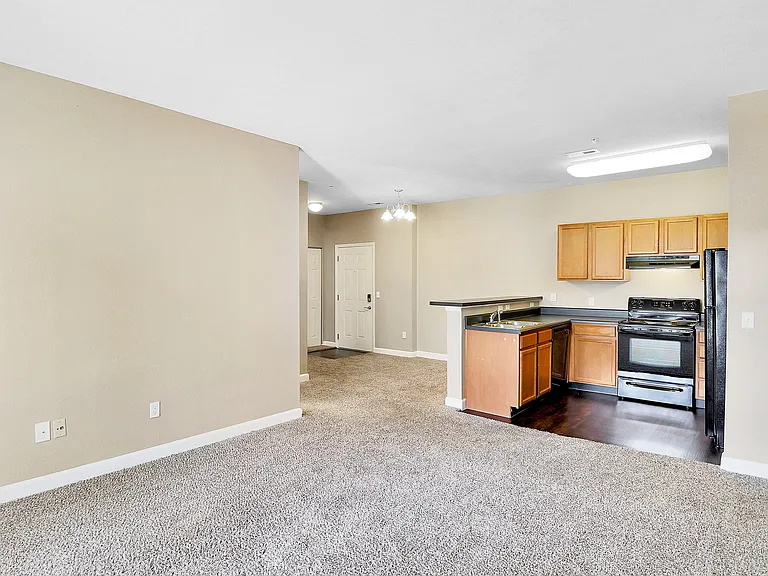 Mountain Ranch Apartments — Photo 15