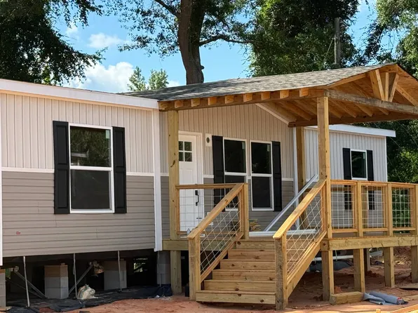 9530 Bentley Rd N, Creola, AL 36525