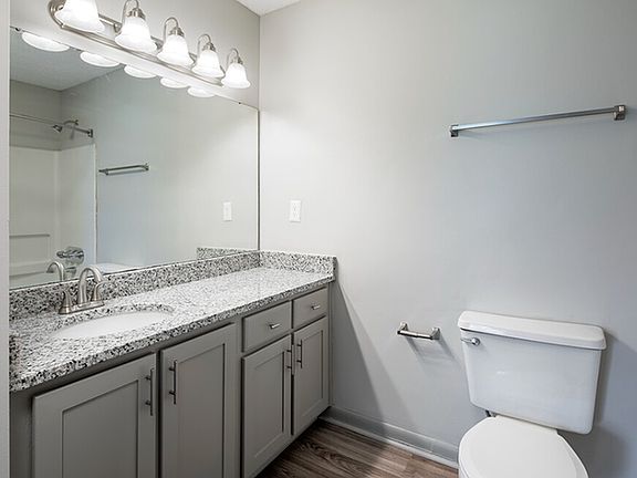 Bliss Newly Renovated Main Bathroom
