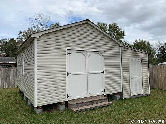 3rd image of 25611 SW 18th Ave