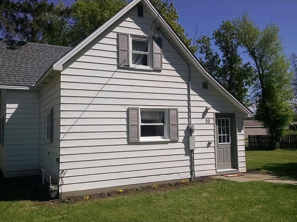 1st image of 20 Nowell St E