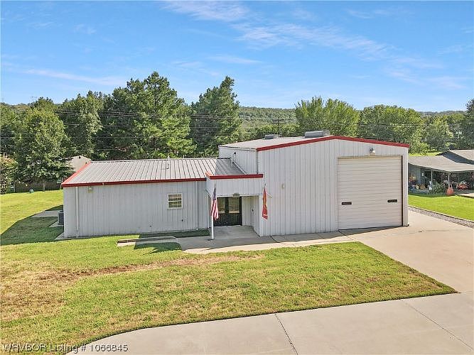 1st image of 6814 Bear Hollow Rd