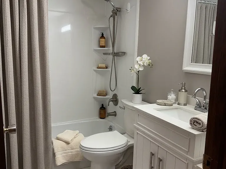 1150 Dellwood St S #103 — Photo 4